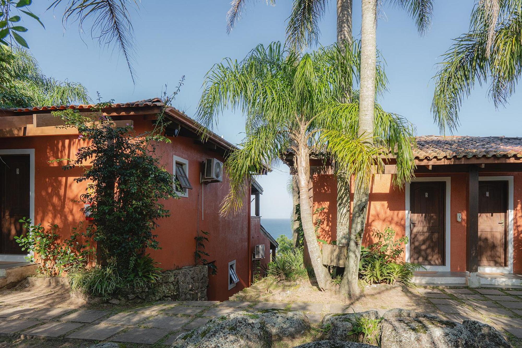 Pousada Villa Agrifoglio Praia do Rosa Exterior photo